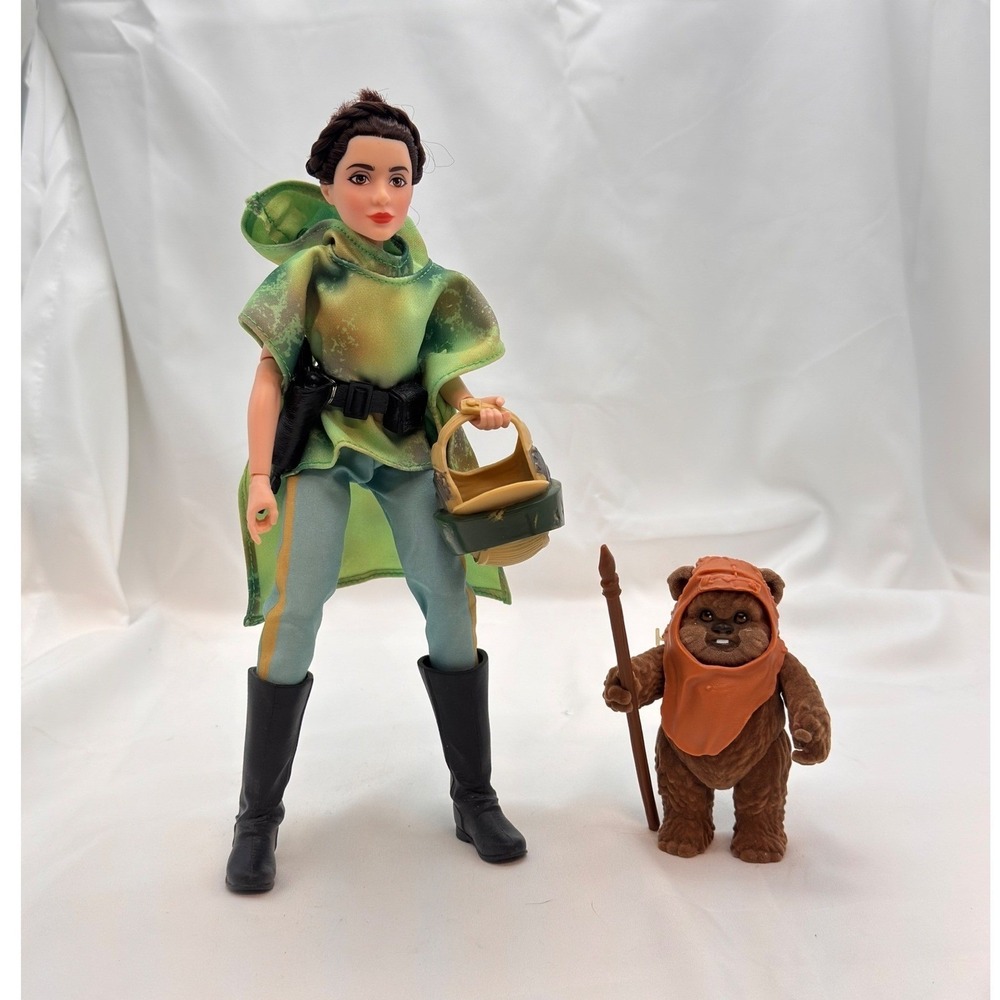 Star Wars Forces of Destiny Princess‎ Leia & Wicket Endor Adventure Figures 2016